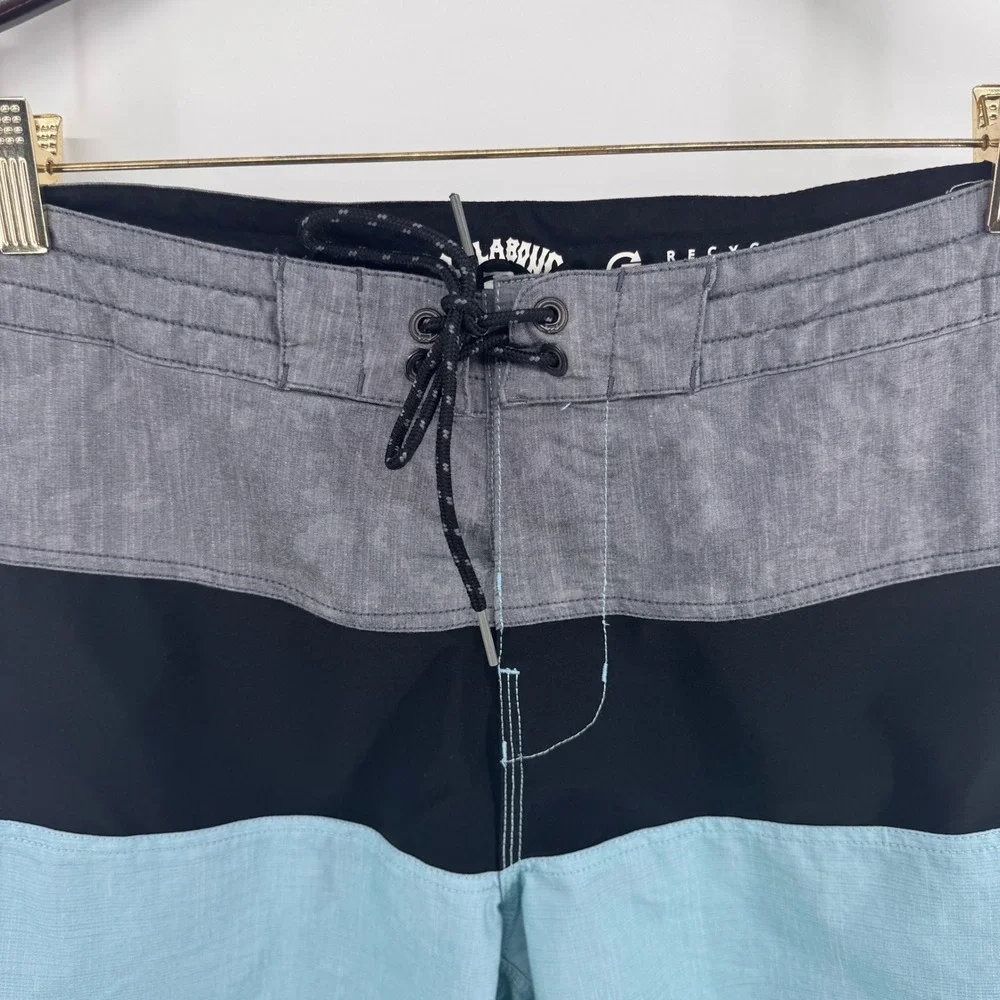 Billabong Mens Tribong Lo Tide Colorblock Board Shorts Grey Black Blue Size 31